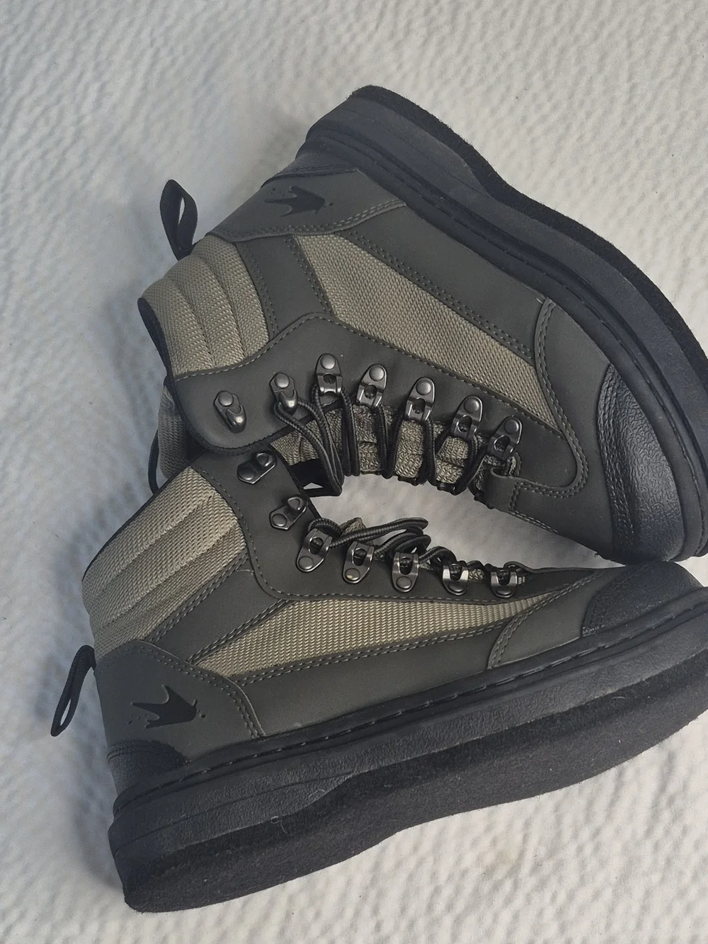 Frogg Toggs Gray/Black Lace-Up Ankle Wading Boots for Fishing, Synthetic